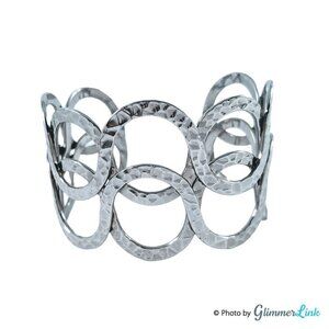 Interlocking Circles Hammered Open Work Geometric Silver Tone Cuff Bracelet